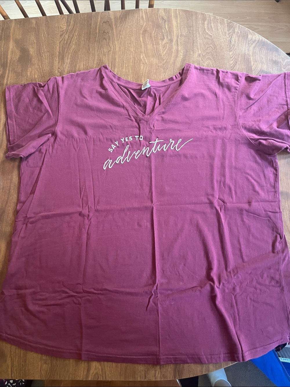 Sseko Plum V-Neck Tee with White Script